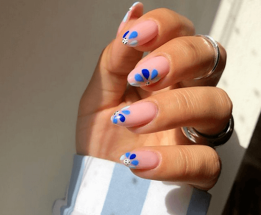 Blue flower nail design