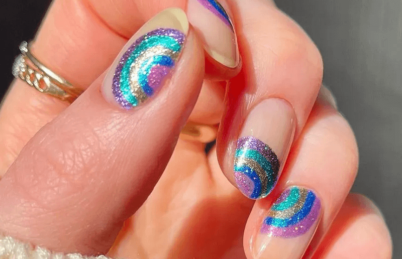 glittering nail polish 2021