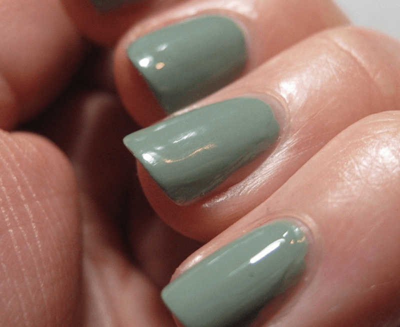 Olive nail design