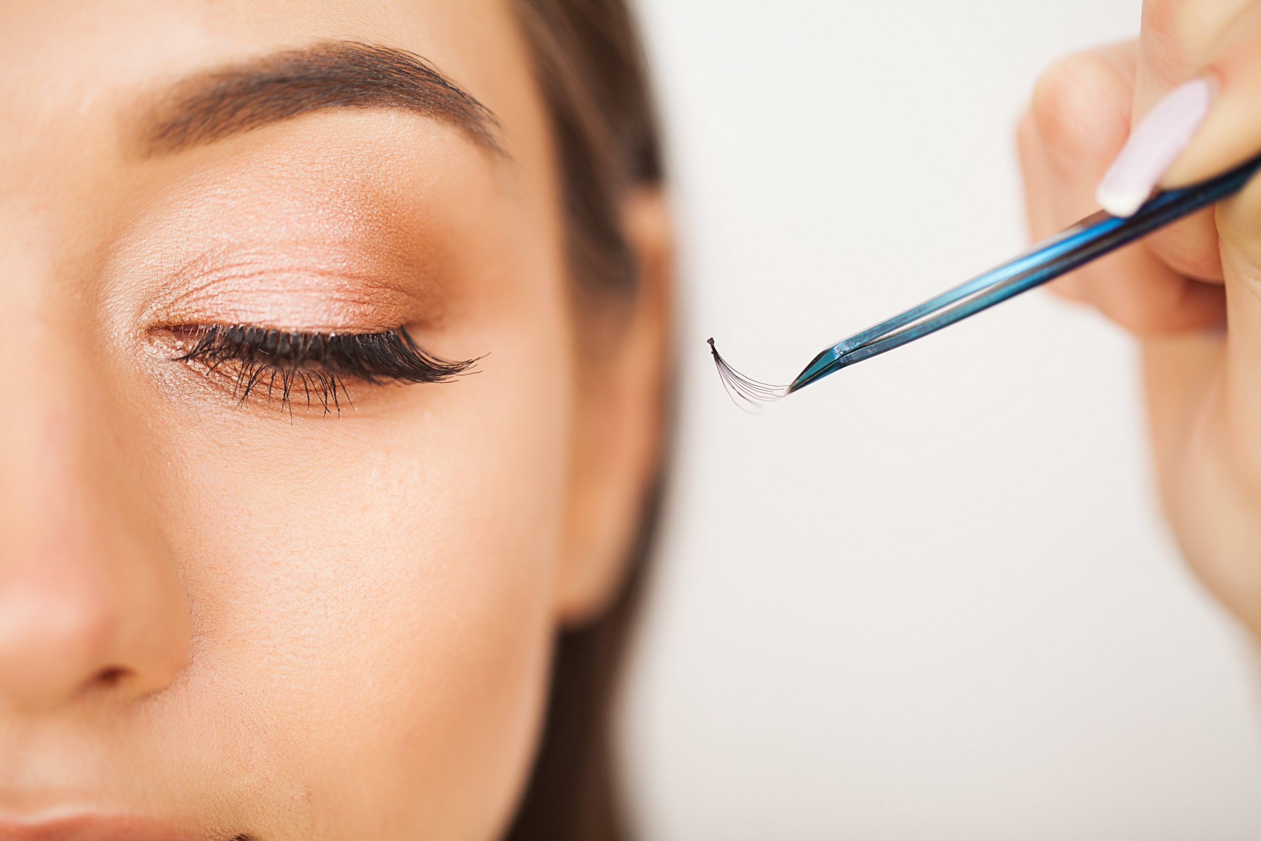 Are eyelash extensions worth it scaled